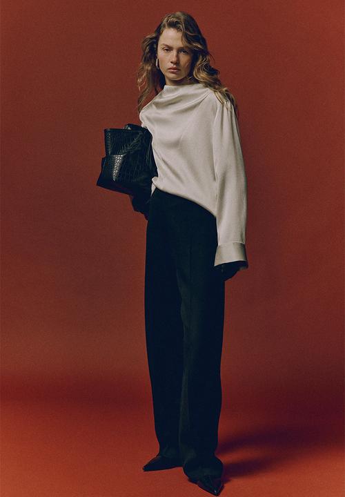 H&M - Cowl-neck blouse - white