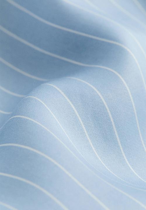 H&M - Lyocell pyjamas - light blue/pinstriped