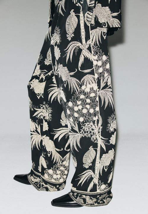 H&M - Printed pull-on trousers - black/patterned