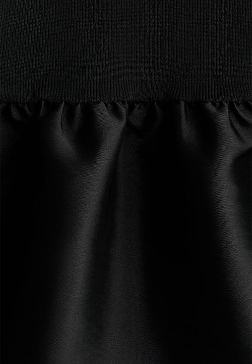 H&M - Knitted dress - black