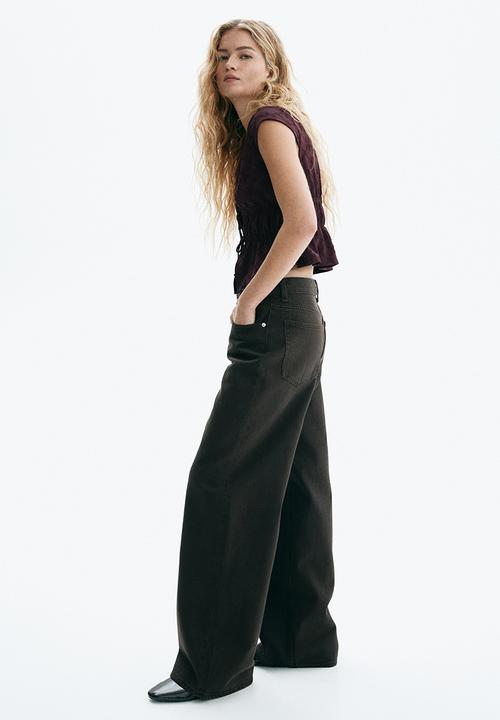 H&M - Tie-front top - plum red