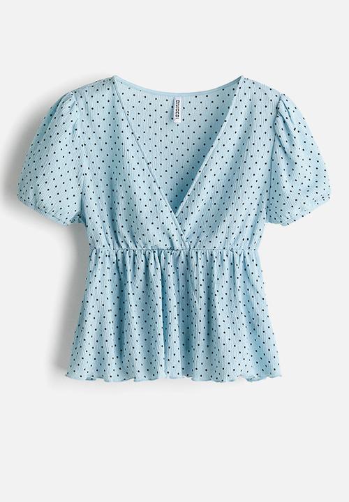 H&M - Crinkled jersey top - light blue/spotted