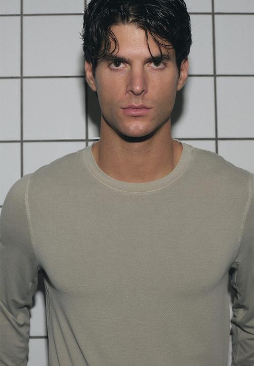 H&M - Regular fit long-sleeve sports top with drymove - light beige