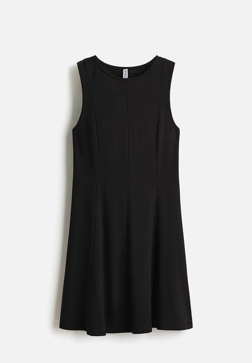 H&M - Flared-skirt ponte di roma dress - black