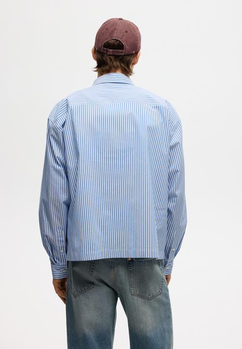 H&M - Relaxed fit cotton shirt - light blue/striped