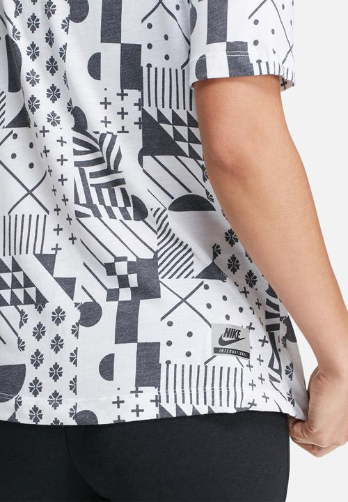 Nike - International signal tee
