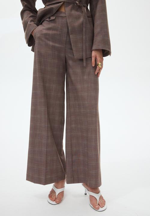 H&M - Straight tailored trousers - dark beige/checked