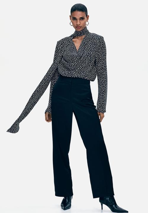 H&M - Scarf-detail cowl-neck blouse - black spotted