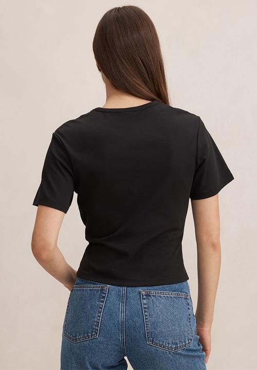 Forever New - Lani hardware detail T-shirt in black