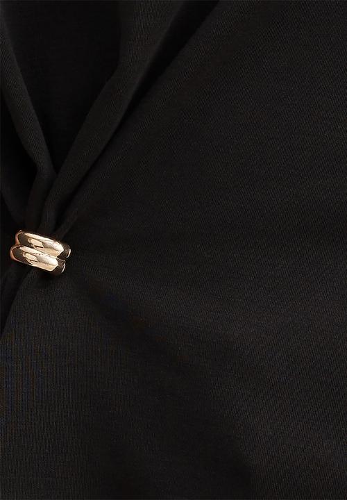 Forever New - Lani hardware detail T-shirt in black