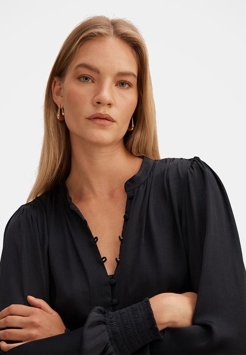 Forever New - Savannah Button Up Blouse in Navy