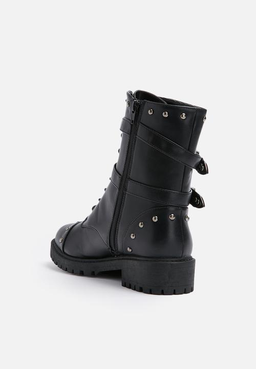 Daisy Street - Buckle studded boot