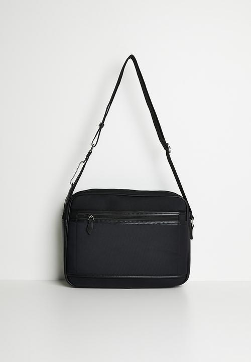 POLO - Metro Document Crossbody - Black Lyon
