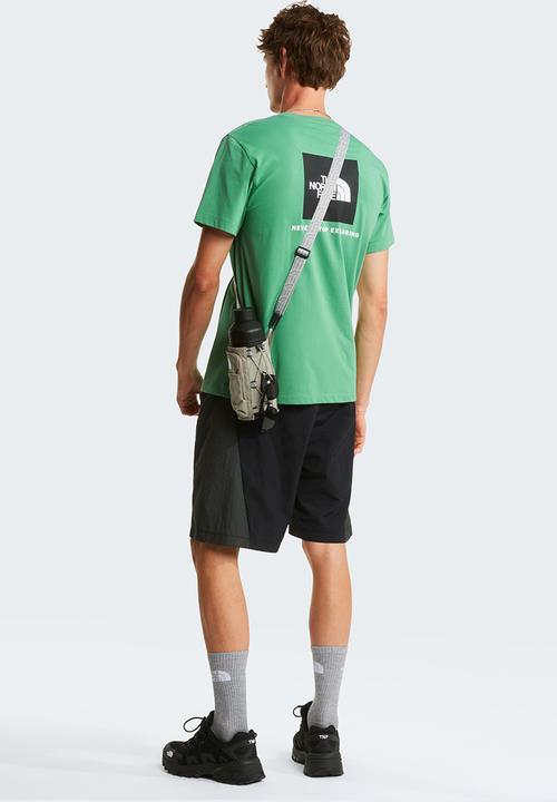 The North Face - Evolution Box Nse Regular Short Sleeve Tee - Dimmed Algae