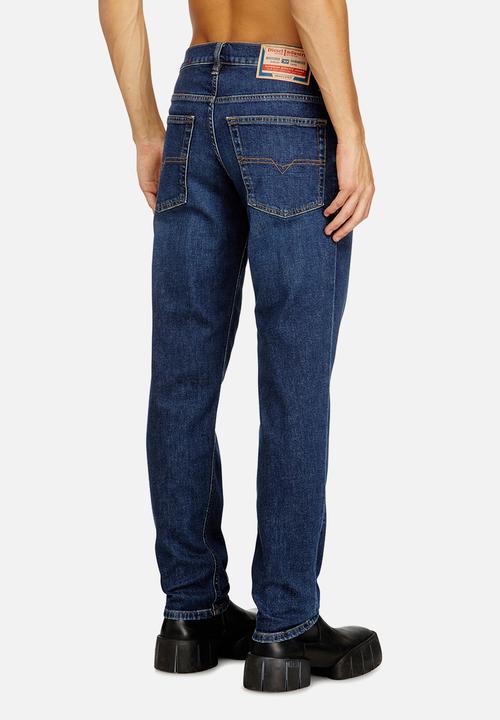 Diesel  - 2023 D-FINITIVE L.32 TROUSERS - blue 