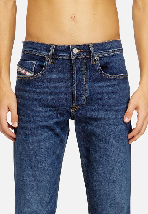 Diesel  - 2023 D-FINITIVE L.32 TROUSERS - blue 
