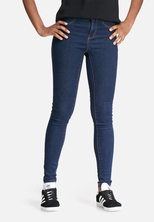 Vero Moda - Majse slim jeans