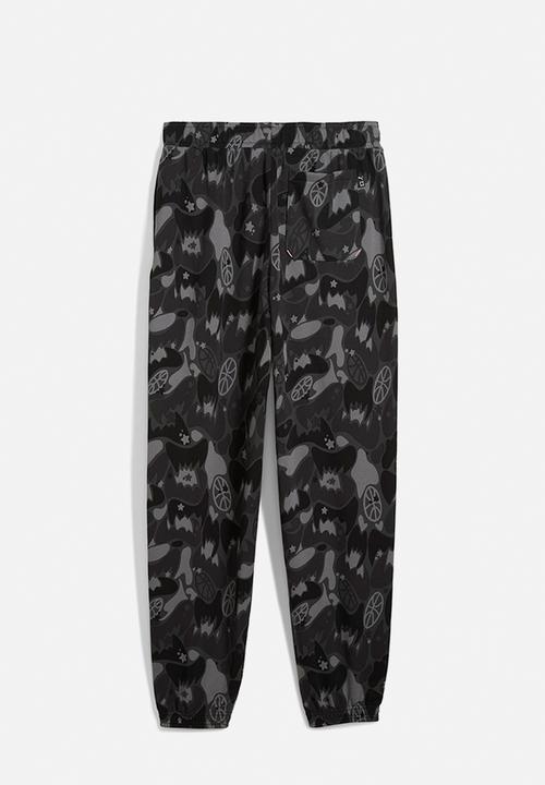PUMA - Dress Code Camo Sweatpants - Puma Black