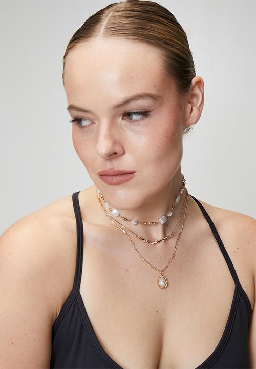 Tessa Design - Fayelynn Stacked Shell Beaded Necklaces - Gold