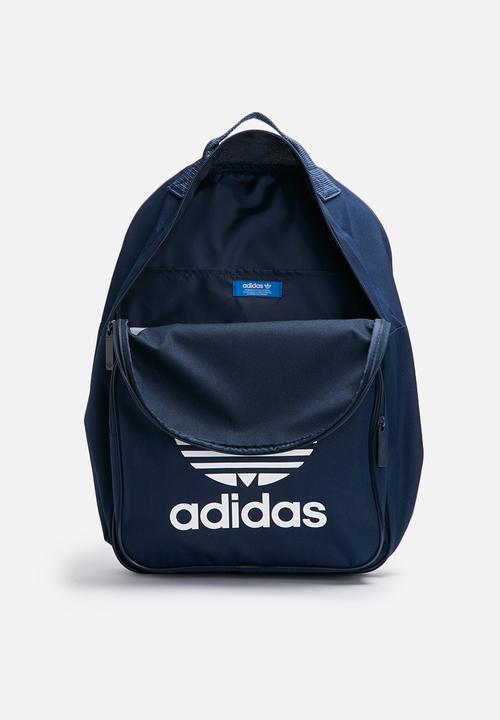 adidas Originals - Classic trefoil
