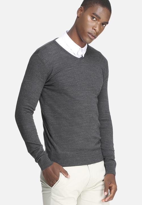 basicthread - Basic V-neck pullover 
