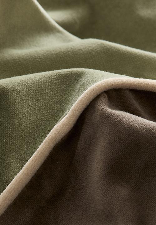 H&M - Piping-detail velvet cushion cover - light green/greige