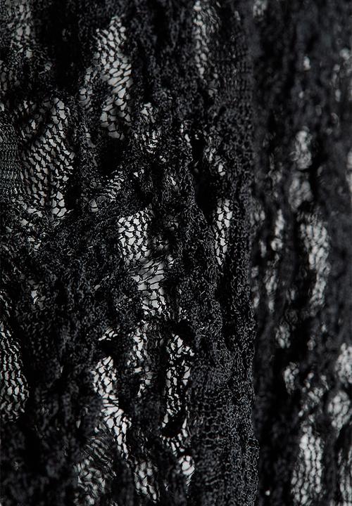 H&M - V-neck lace top - black