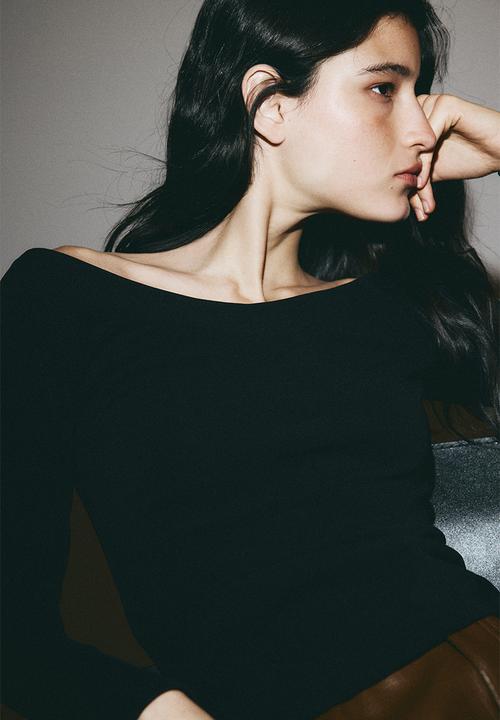 H&M - Off-the-shoulder top - black