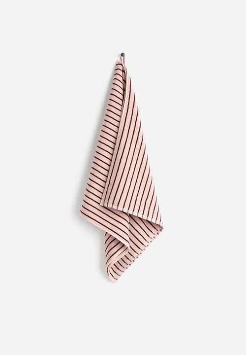 H&M - Striped bath towel - light pink/burgundy striped