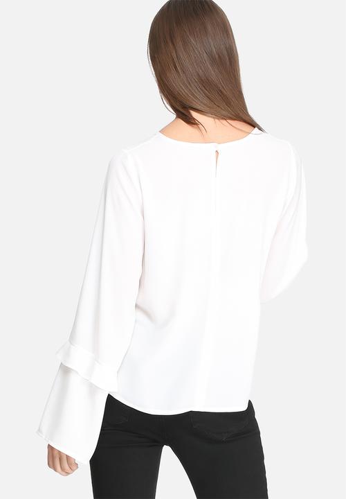 dailyfriday - Fluted sleeve blouse