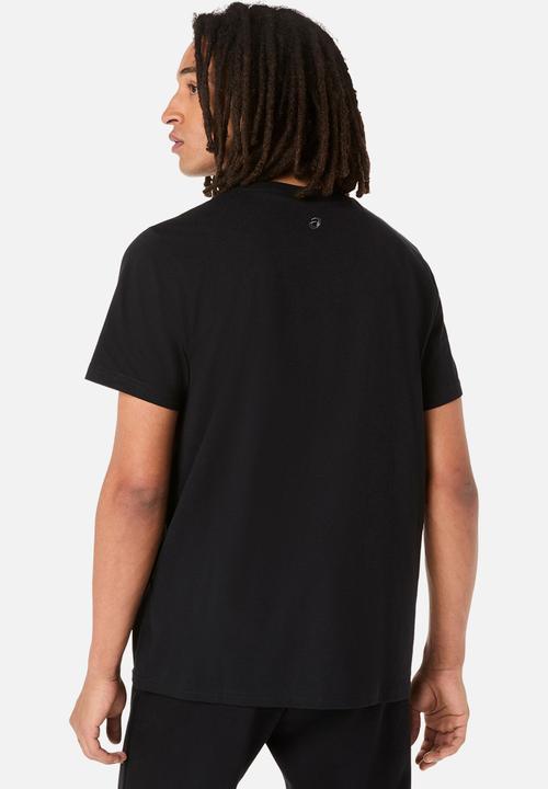 ASICS - Asics Chest Logo Tee - Performance Black