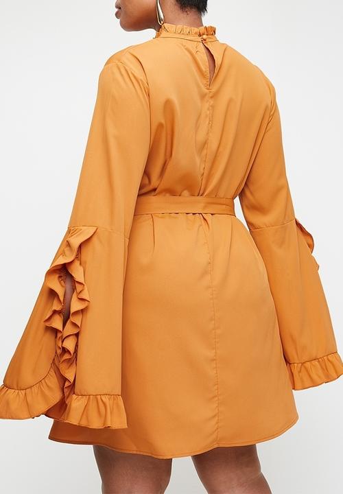 boohoo - Boho high neck wide sleeve shift dress - mustard
