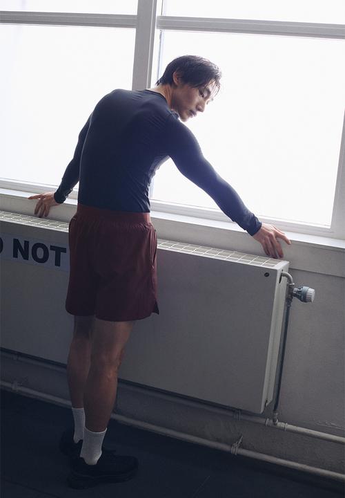 H&M - Mid-length sports shorts with drymove™ - burgundy