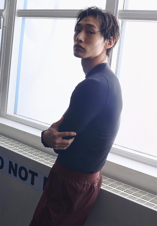 H&M - Mid-length sports shorts with drymove™ - burgundy