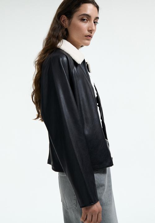 H&M - Teddy-collared jacket - black