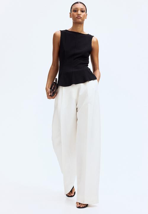 H&M - Sleeveless peplum top - black