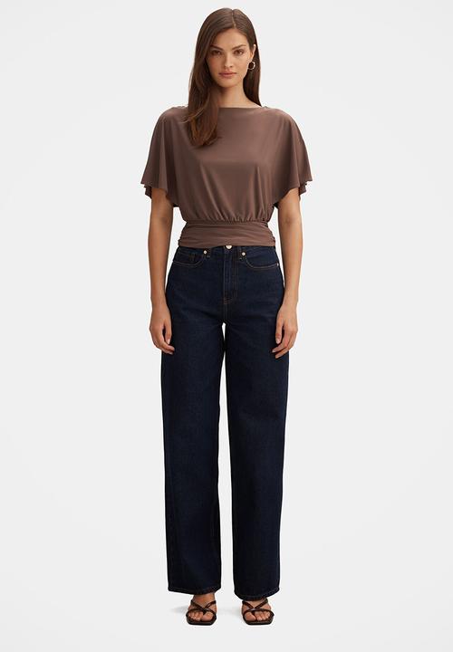 Forever New - Piper Cinched Flutter Sleeve Top in Mink