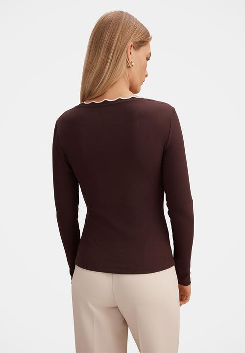 Forever New - Rebecca scallop long sleeve top - chocolate/porcelain
