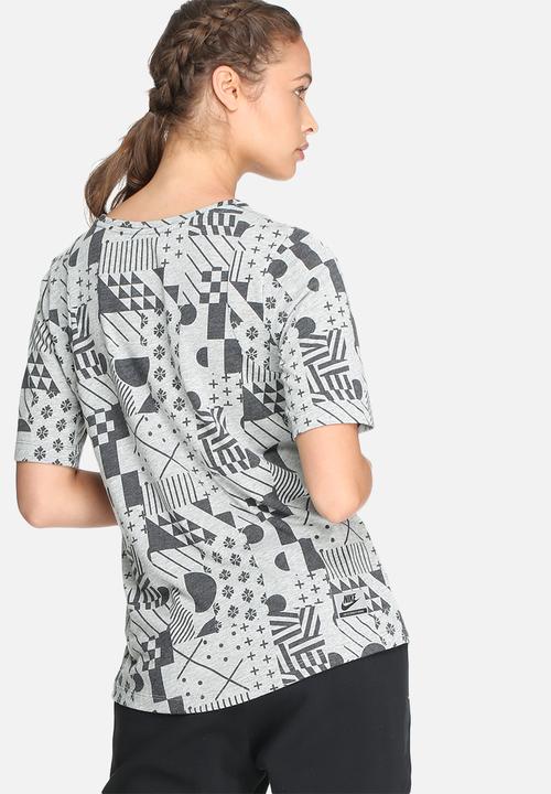 Nike - International signal tee