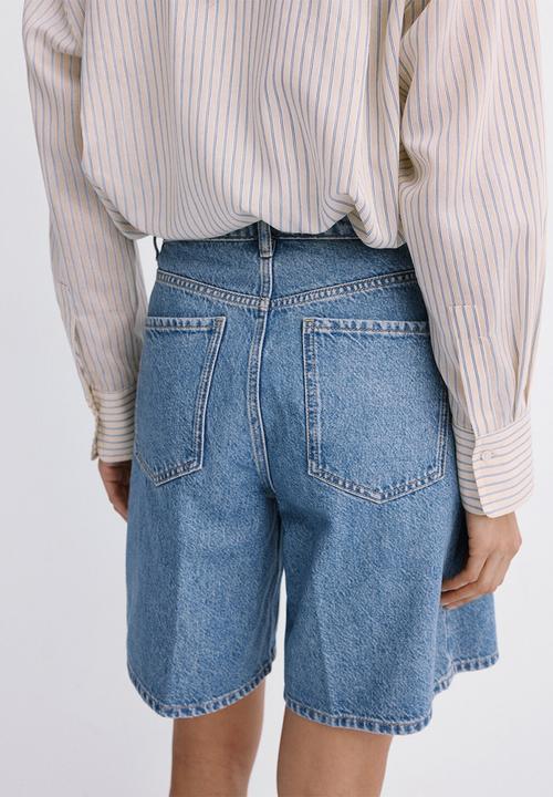 MANGO - Bermudas camilla - open blue