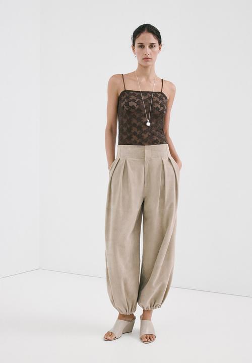 MANGO - Top lacey - khaki