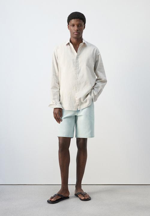 MANGO - Bermudas Jarod - Open Blue