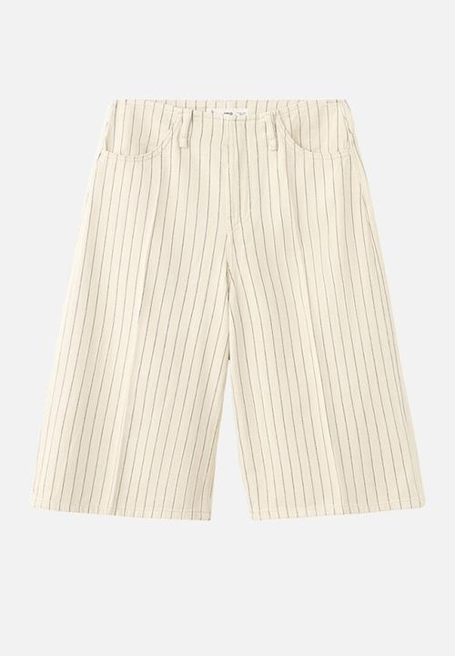 MANGO - Bermudas tony - light/pastel yellow