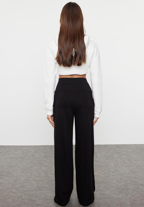Trendyol - Extra High Waist Wide Leg Trousers - Black