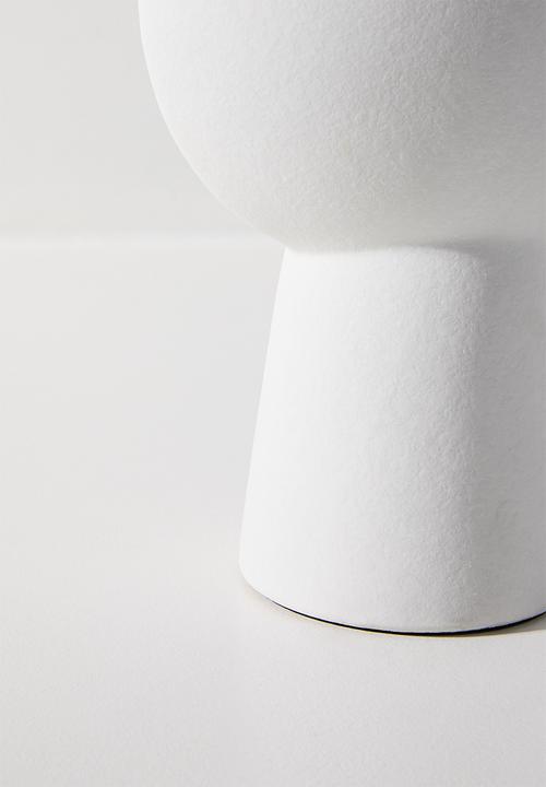 Sixth Floor - Samas table lamp with shade - white