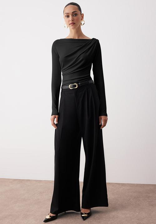 Trendyol - Slim Fit Asymmetric Knitted Blouse - Black