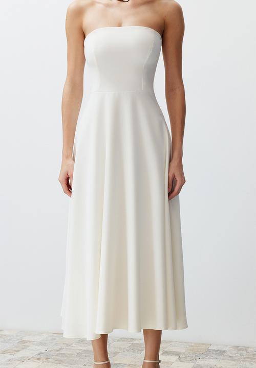 Trendyol - Strapless A-Line Dress - White