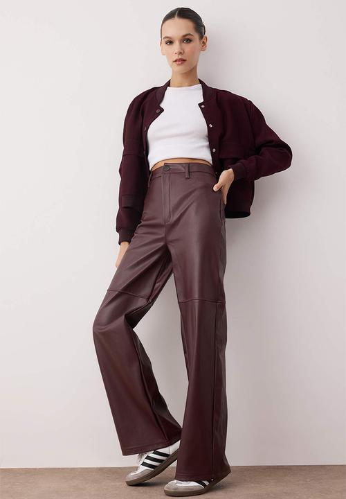 Trendyol - Relaxed Fit Straight Leg Trousers