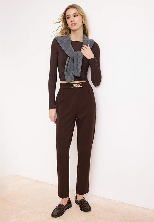 Trendyol - Carrot Fit Trousers with Buckle Detail - Dark Brown