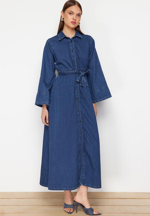 Trendyol - Belted Maxi Denim Shirt Dress - Dark Blue